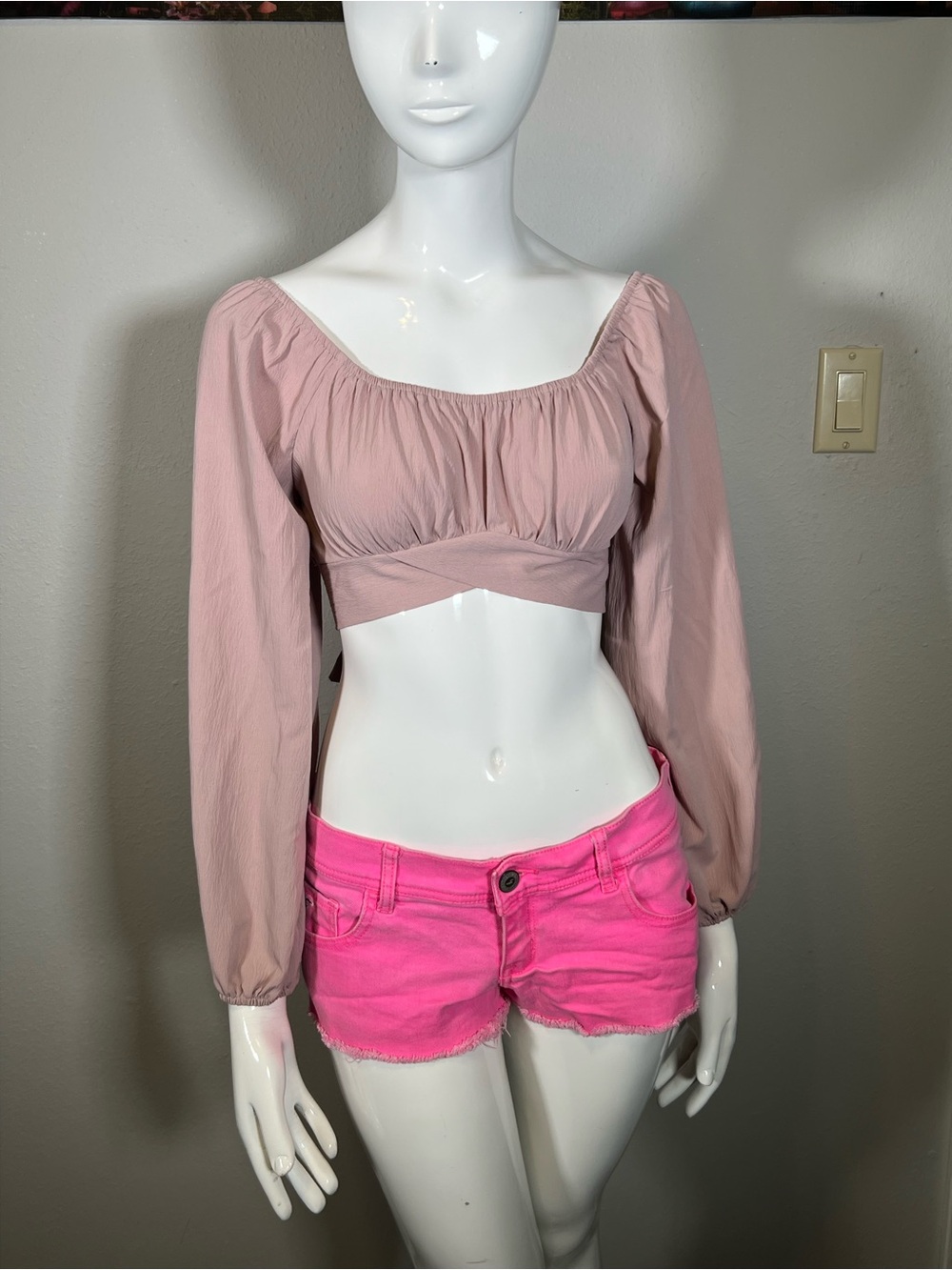 SHEIN Dusty Pink Long-Sleeve Cropped Peasant Top